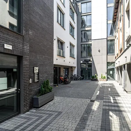 Rentplanet - Kalwaryjska Apartment